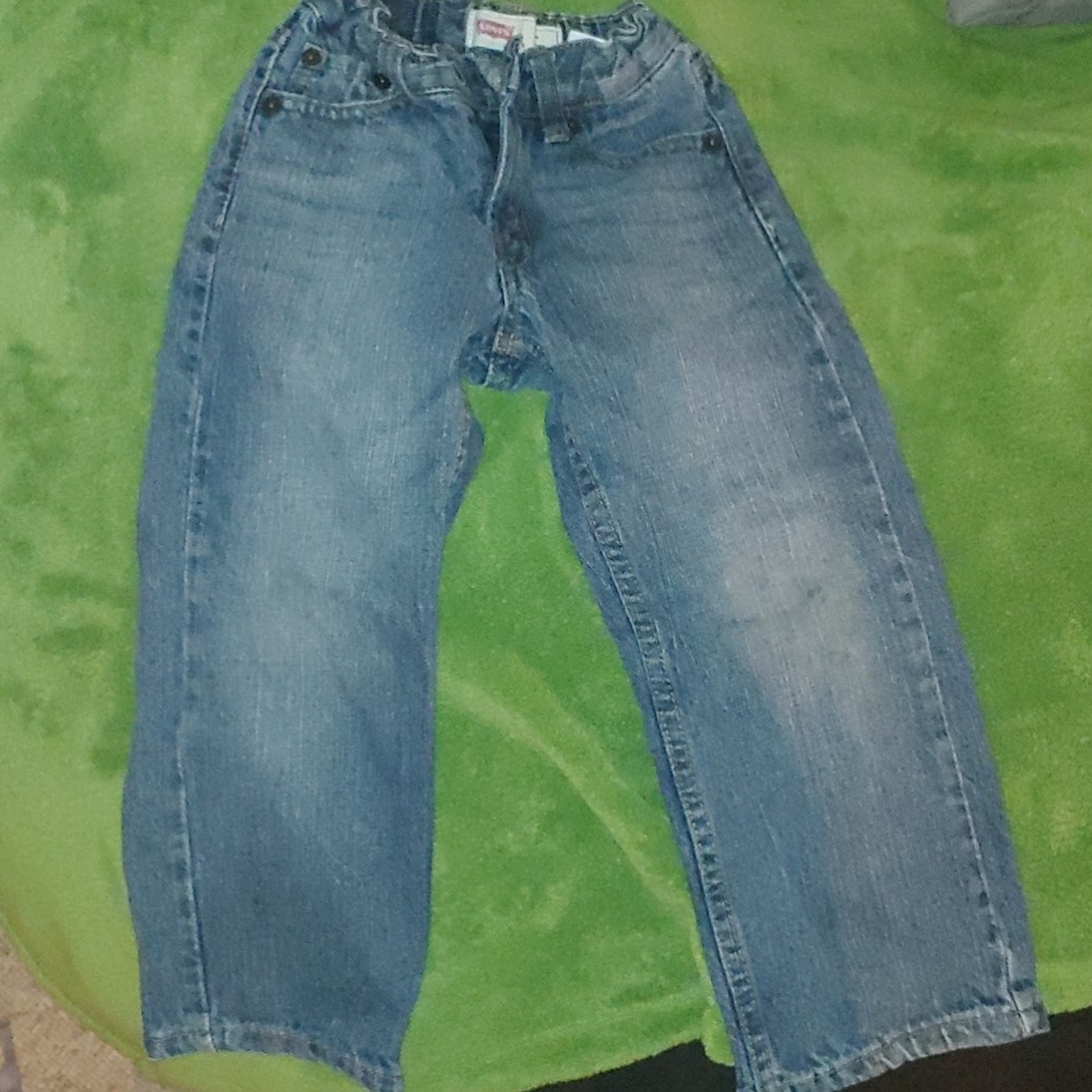 Boys Levi jeans 4 regular